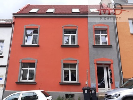Nabízíme  pronájem bytu o velikosti 4+1 ,OV, 84m2 - Ústí nad Labem, Střekov, ul. Švabinského - .
