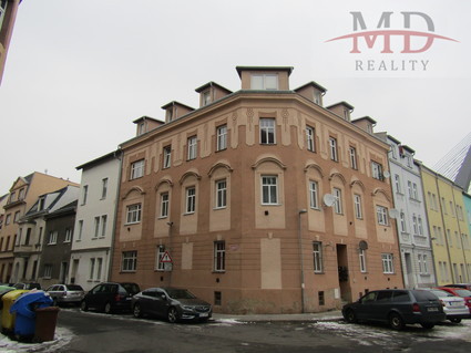 Nabízíme pronájem bytu o velikosti 1+kk ,OV, 22m2 - Ústí nad Labem, Střekov, ul. Varšavská - .