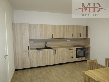 Pronájem bytové jednotky 4+1/B, 2. NP, o celkové výměře 89m2, ulice Svádovská, Ústí nad Labem.