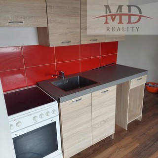 Nabízíme  pronájem bytu o velikosti 2+1 ,OV, 50m2 - Ústí nad Labem, Trmice, ul. Gogolova - .