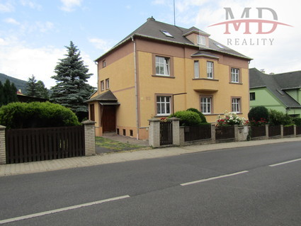 Prodej dvougeneračního rodinného domu 6+2, 260 m2, Osek, okres Teplice - Fotka 1
