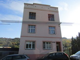 Prodej bytu o velikosti 2+1, 3. NP, OV, 71m2, ulice Gorkého, Trmice.